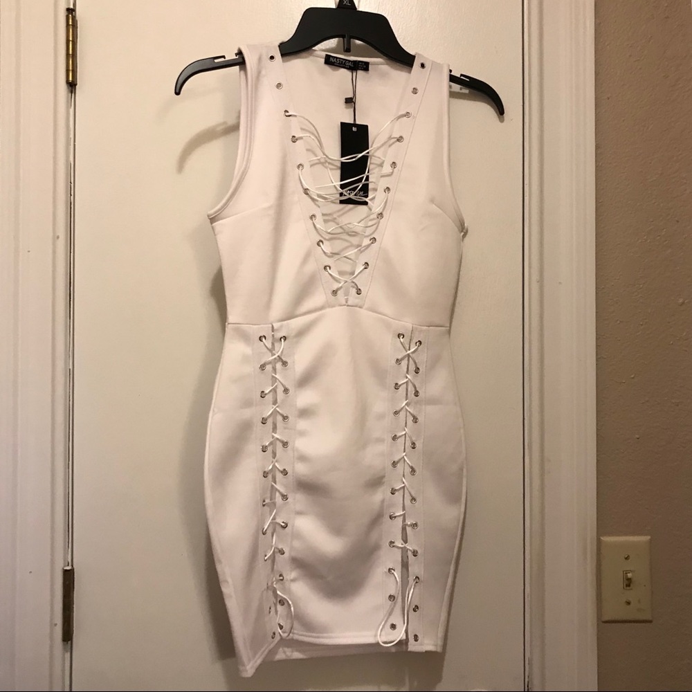Nasty gal ‘bad reputation’ dress in white - Picture 6 of 8